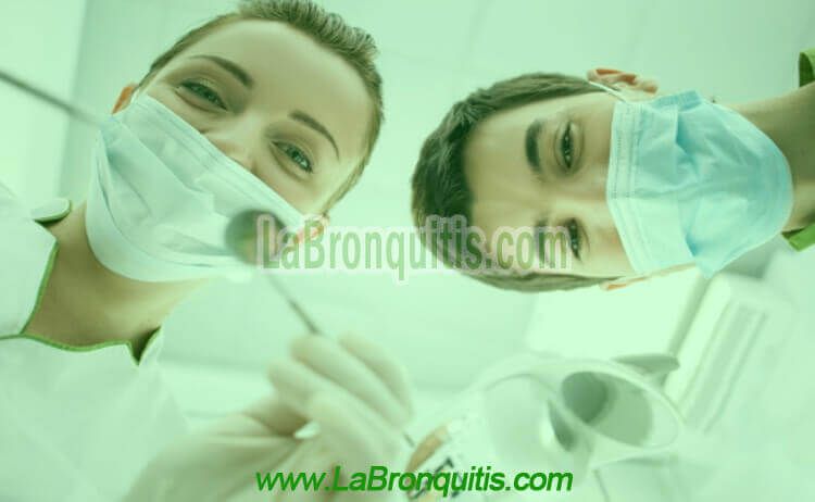Dentistas u Odontólogos para una buena salud bucal