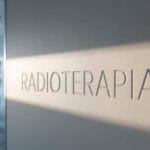 Radioterapia: ¿Qué es y cómo se utiliza? [Todo lo que debes saber]